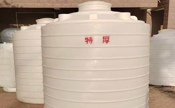 特厚凉州塑料桶批量交付实录：强化结构应对严苛储运环境