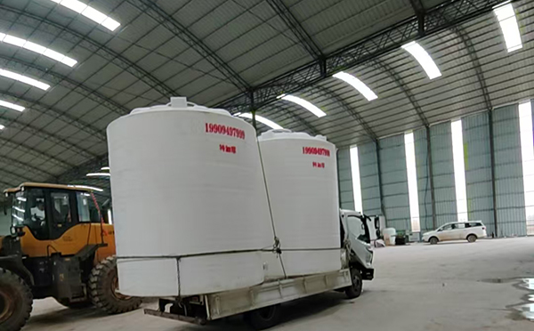 特加厚凉州塑料大桶装车运输交付实录